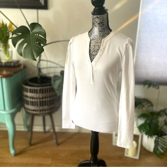 NWT Express Ribbed Puff Sleeve Button Front Henley Thong Bodysuit White Size L - Picture 6 of 8